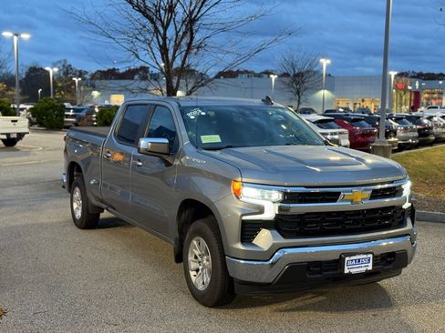 Used 2023 Chevrolet Silverado 1500 LT image 3