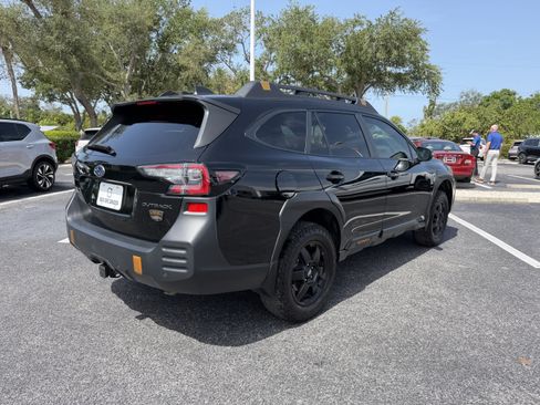 Used 2025 Subaru Outback Wilderness AWD/4WD image 3