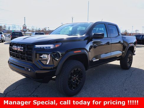 New 2026 GMC Canyon Elevation w/ Convenience Package image 24