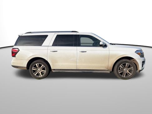 Used 2022 Ford Expedition Max Limited image 9