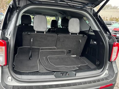 Certified 2022 Ford Explorer XLT w/ Equipment Group 202A image 14