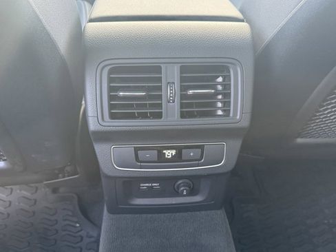 Certified 2025 Audi Q5 2.0T Premium w/ Convenience Plus Package image 16