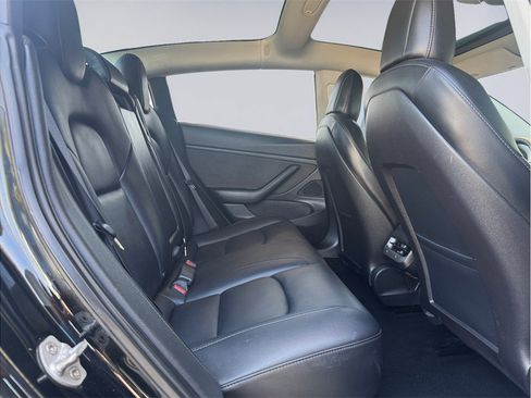 Used 2019 Tesla Model 3 Standard Range Plus RWD image 19