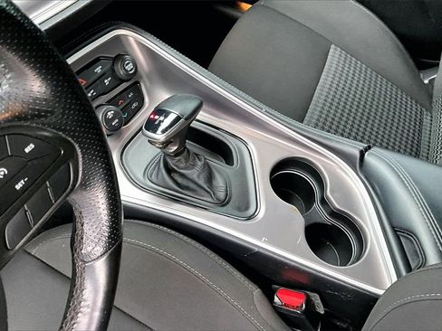 Used 2021 Dodge Challenger R/T image 17