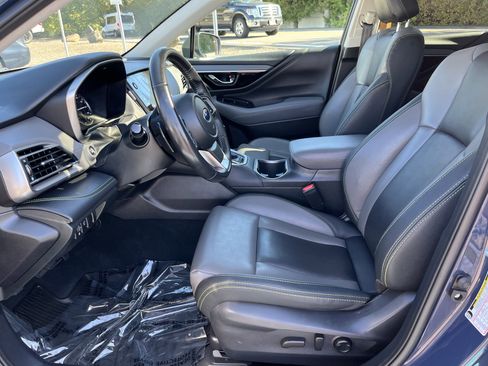 Used 2023 Subaru Outback Onyx Edition image 10