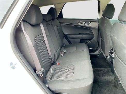 Used 2023 Kia Sportage LX AWD/4WD image 31