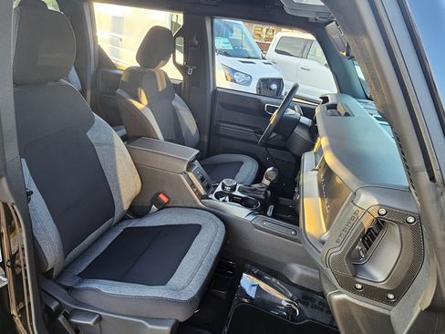 New 2025 Ford Bronco Big Bend image 9