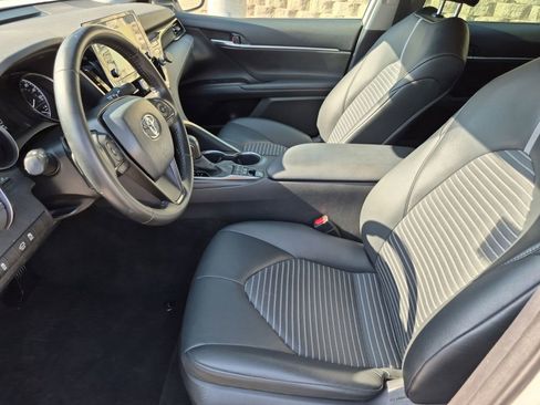 Used 2023 Toyota Camry SE w/ Convenience Package FWD image 25