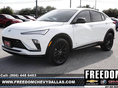 New 2026 Buick Envista Sport Touring image 3