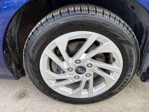 Certified 2024 Subaru Impreza 2.0i image 18