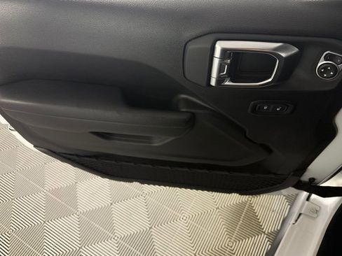 Used 2025 Jeep Wrangler Unlimited Sport S 4xe image 27