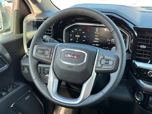 Used 2026 GMC Sierra 1500 SLT w/ SLT Premium Plus Package AWD/4WD image 25