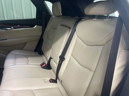 Used 2017 Cadillac XT5 Premium Luxury image 15