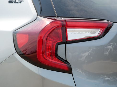 Used 2024 GMC Terrain SLT w/ Elevation Edition AWD/4WD image 17