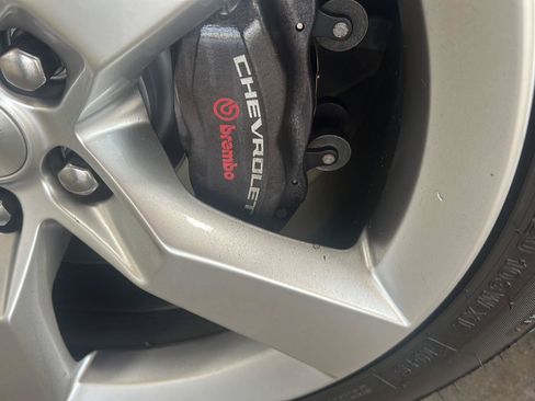 Used 2011 Chevrolet Camaro SS RWD image 23
