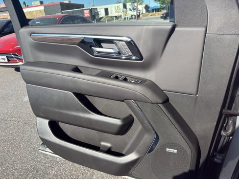 New 2026 Chevrolet Tahoe Premier w/ Sun And Tow Package AWD/4WD image 10