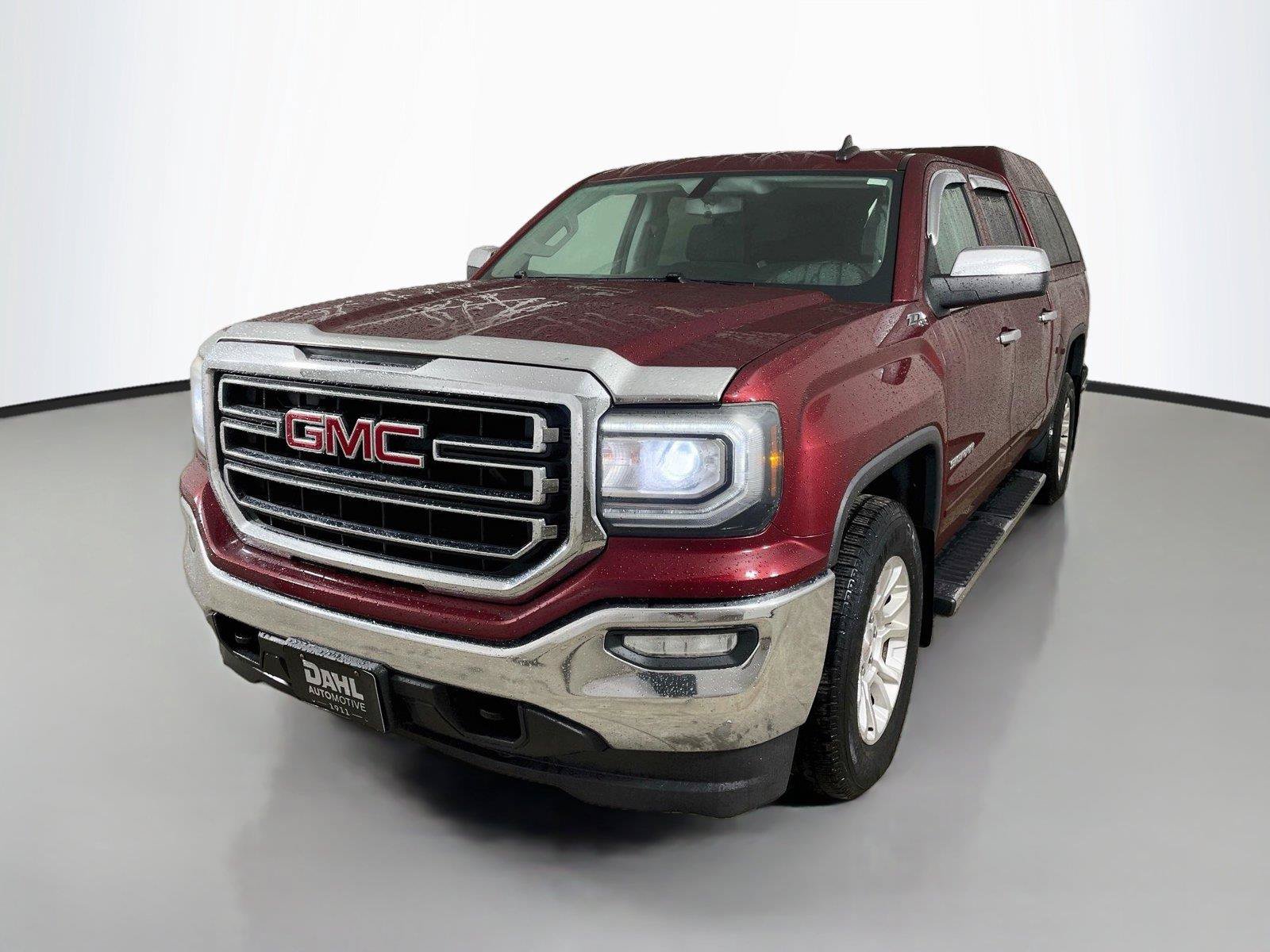 Used 2016 GMC Sierra 1500 SLE w/ SLE Value Package AWD/4WD image 4