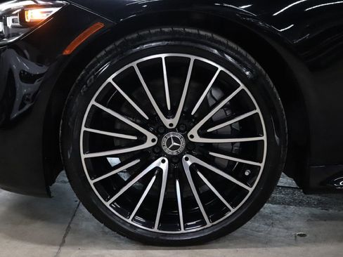 Used 2023 Mercedes-Benz S 500 4MATIC w/ AMG Line image 37