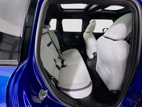 New 2026 MINI Cooper 4-Door Hardtop FWD image 23