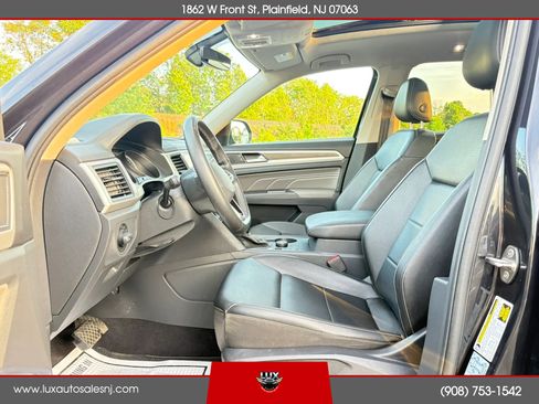Used 2021 Volkswagen Atlas SE w/ Panoramic Sunroof Package AWD/4WD image 15