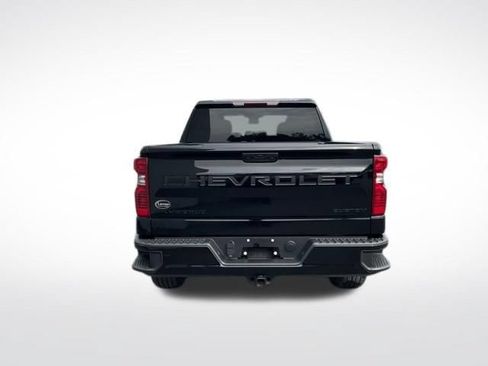 Used 2024 Chevrolet Silverado 1500 Custom w/ LPO, Dark Essentials Package AWD/4WD image 14