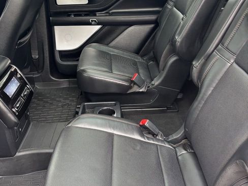 Used 2022 Lincoln Aviator Reserve w/ Equipment Group 201A image 6
