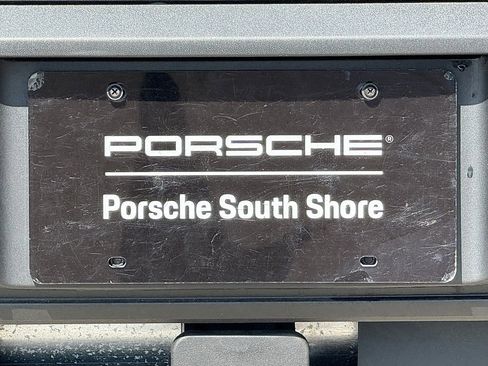 New 2024 Porsche Macan 4 Electric image 25