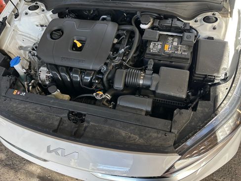 Used 2024 Kia Forte GT-Line FWD image 28