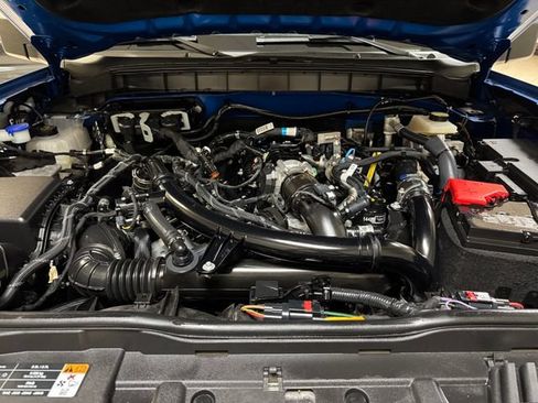 Used 2024 Ford Bronco Wildtrak AWD/4WD image 25