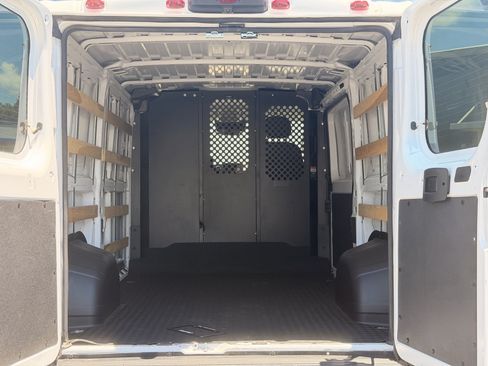 Used 2025 RAM ProMaster 2500 w/ U-Haul Equipment Group FWD image 47