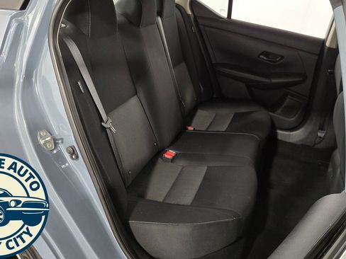 Used 2025 Nissan Sentra SV FWD image 32