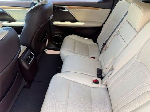 Used 2018 Lexus RX 350L FWD image 15