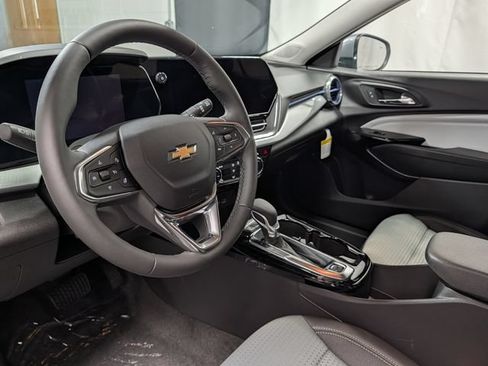 New 2026 Chevrolet Trax LT w/ Driver Confidence Package FWD image 17