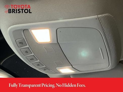 Used 2019 Ford Edge Titanium AWD/4WD image 33
