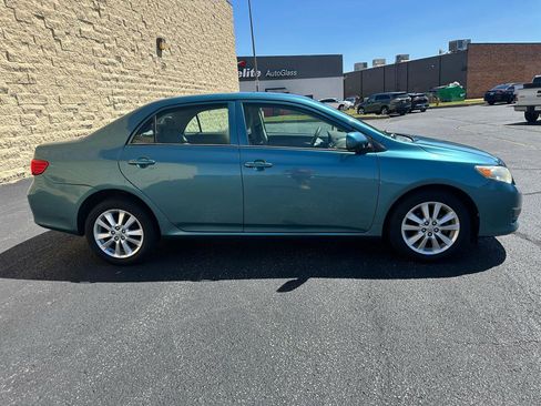 Used 2010 Toyota Corolla image 5