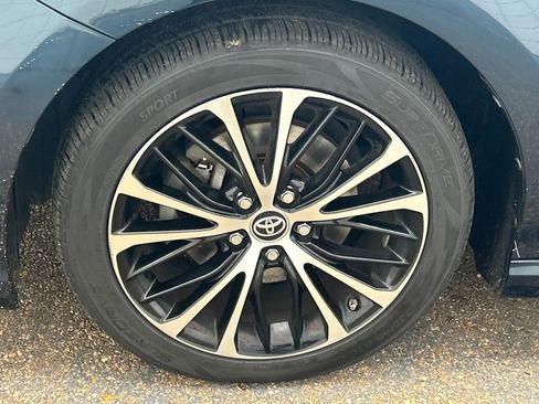 Used 2018 Toyota Camry SE image 45