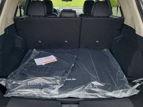 New 2026 Nissan Rogue SV w/ SV Premium Package image 8