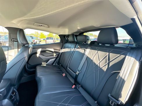 Used 2022 Ford Mustang Mach-E Select w/ Comfort/Technology Package image 4