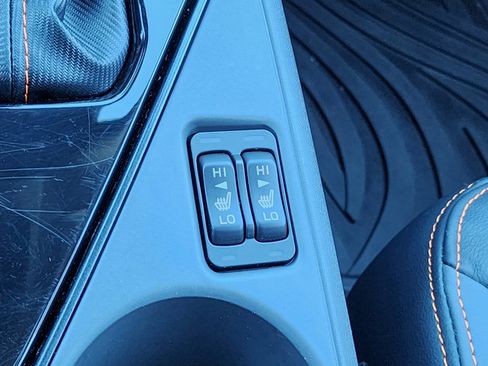 Used 2025 Subaru Crosstrek 2.5i Limited w/ Crosstrek Mirror Package image 15