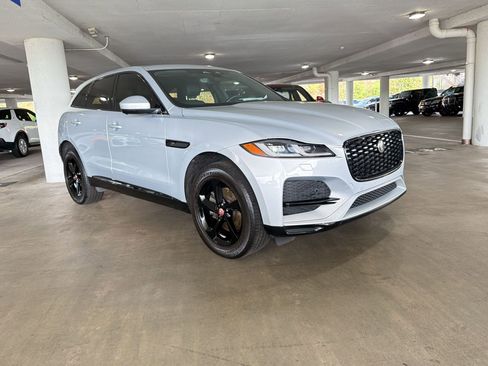 Used 2023 Jaguar F-PACE S image 6
