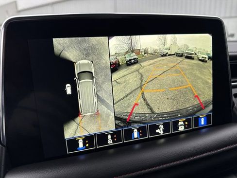 Used 2022 Chevrolet Tahoe RST w/ Sport Performance Package image 27