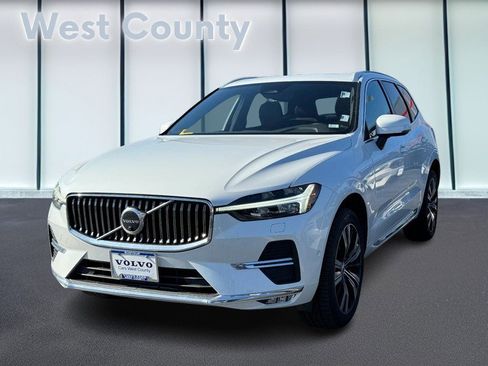 Certified 2023 Volvo XC60 B5 Plus w/ Climate Package image 9