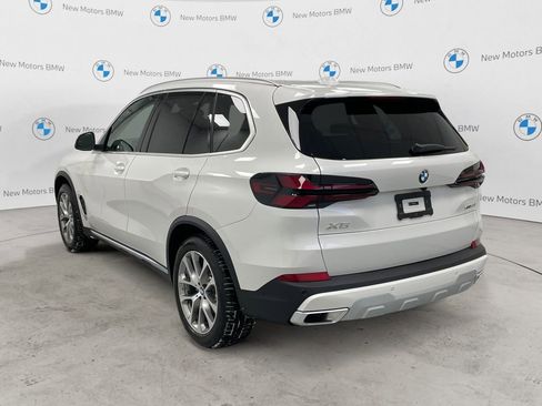 New 2026 BMW X5 xDrive40i w/ Climate Comfort Package image 2