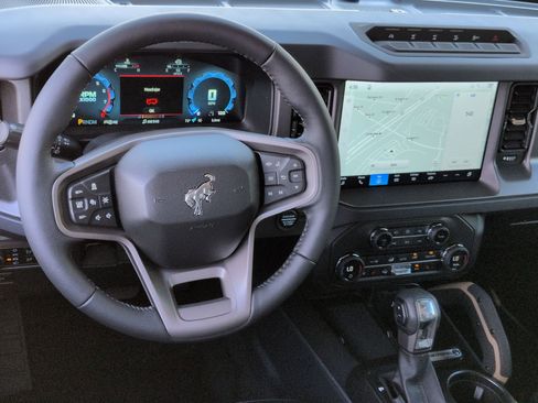 New 2026 Ford Bronco Badlands AWD/4WD image 30