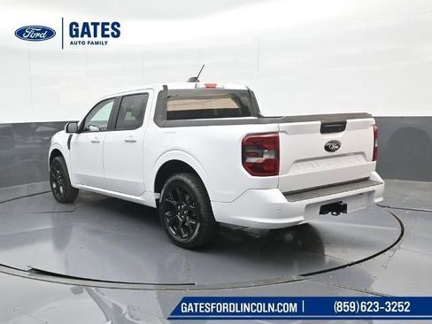 New 2025 Ford Maverick Lobo image 8