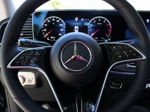 New 2026 Mercedes-Benz GLS 450 4MATIC image 24