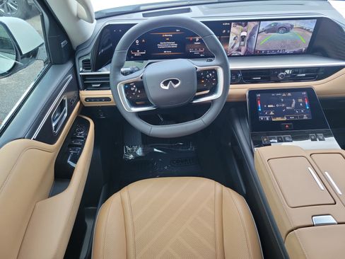 New 2026 INFINITI QX80 Luxe image 13