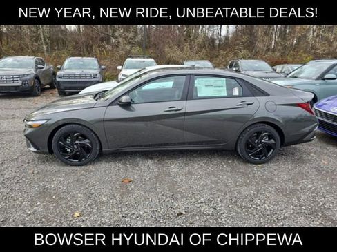 New 2026 Hyundai Elantra Sport image 2