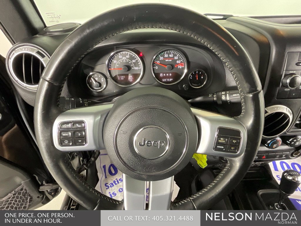 Used 2017 Jeep Wrangler Unlimited Rubicon AWD/4WD image 43