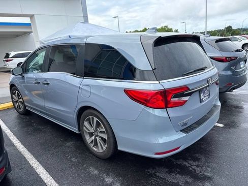 Certified 2023 Honda Odyssey Touring image 4